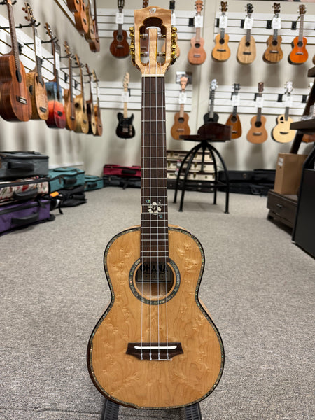 OHANA TK-450QEL Solid Quilted Eucalyptus Tenor Ukulele - Bevel Armrest