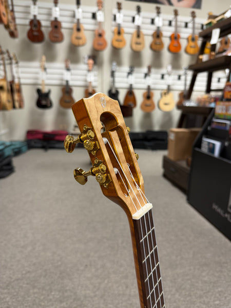 OHANA TK-450QEL Solid Quilted Eucalyptus Tenor Ukulele - Bevel Armrest
