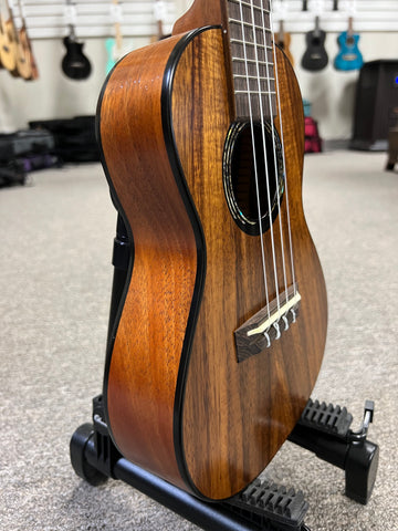 KUMU CF-52A Koa Thin Body Concert Ukulele - Travel Uke - Aloha