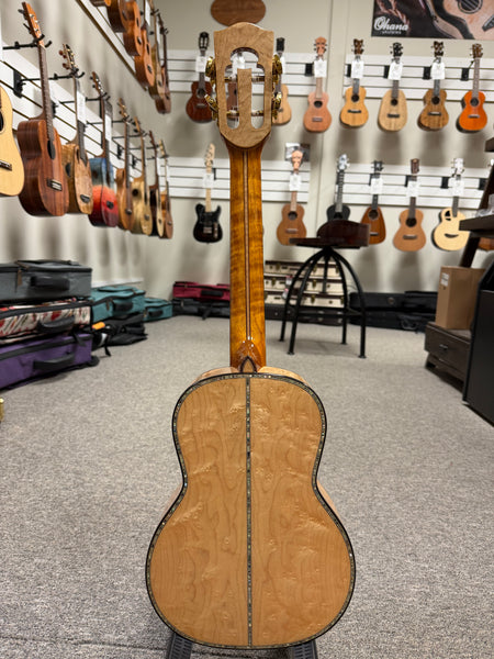 OHANA TK-450QEL Solid Quilted Eucalyptus Tenor Ukulele - Bevel Armrest