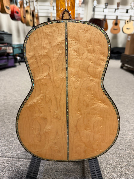 OHANA TK-450QEL Solid Quilted Eucalyptus Tenor Ukulele - Bevel Armrest