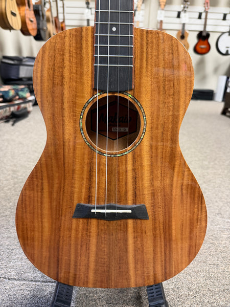Makaio MKB-10 Koa Baritone Ukulele w/Case