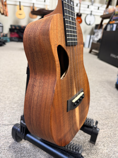 Kanile'a D1-C Natural Solid Koa Concert Ukulele w/Case - D Series - Made in Hawaii