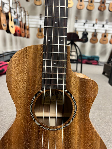 PONO ULA-O Solid Acacia Nylon String Baritone Ukulele w/Case - Cutaway/Side Sound Port