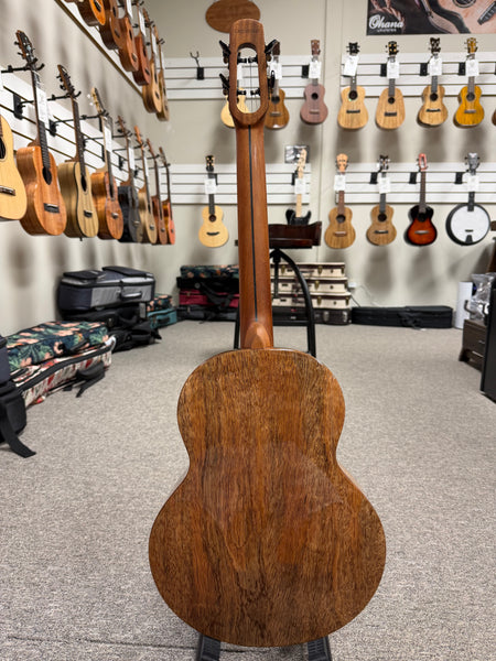 Flight Fireball Solid Mango Electric Baritone Ukulele w/Case - Pre Loved