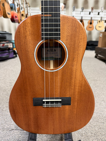 KALA KA-WF-AMHG-B Solid Mahogany Baritone Ukulele w/Case - Waterfall Series