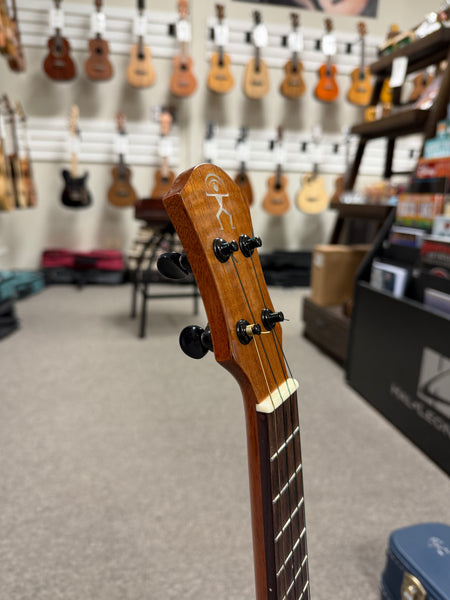 aNueNue UT1K Solid Koa Tenor Ukulele w/Case - Pre Loved