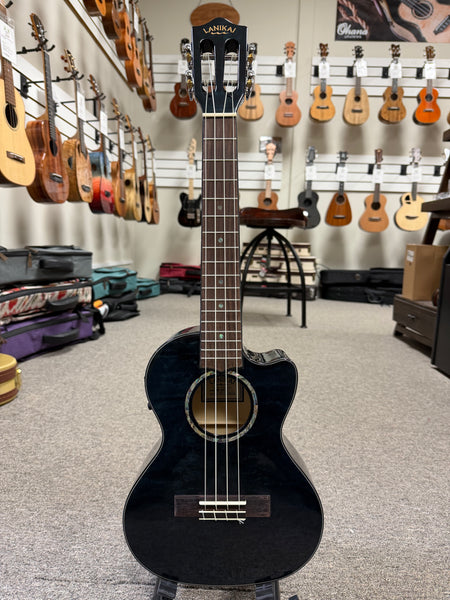 LANIKAI QM-BKCET Quilted Maple Electric Tenor Ukulele w/Case - Transparent Black