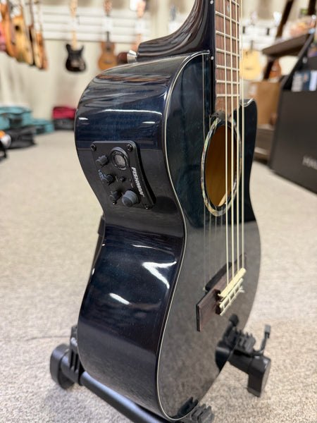 LANIKAI QM-BKCET Quilted Maple Electric Tenor Ukulele w/Case - Transparent Black