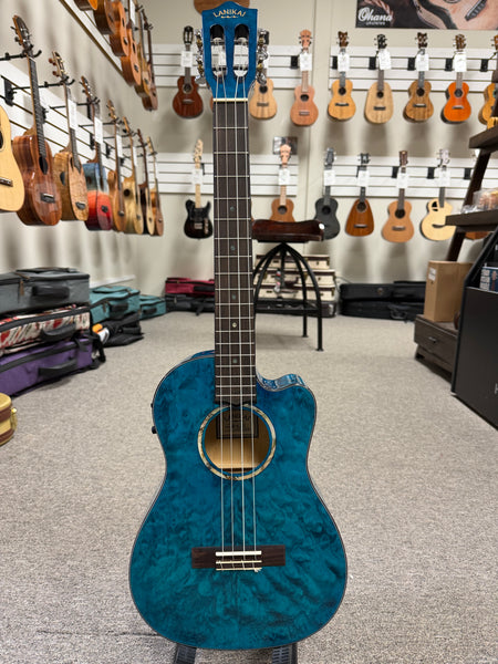 LANIKAI QM-BLCEB Quilted Maple Electric Baritone Ukulele w/Case - Transparent Blue