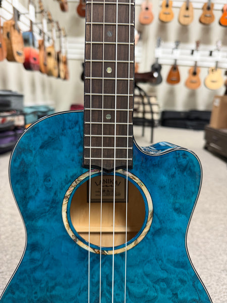 LANIKAI QM-BLCEB Quilted Maple Electric Baritone Ukulele w/Case - Transparent Blue