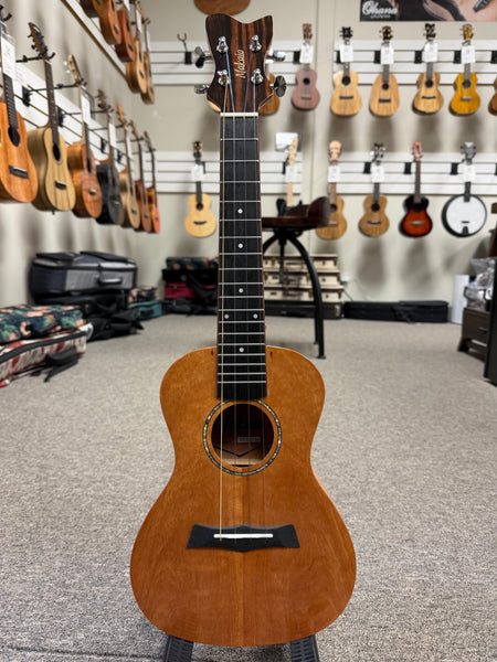 Makaio MSMC-10 Spalted Mango Concert Ukulele w/Case