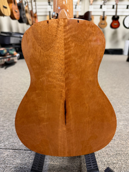 Makaio MSMC-10 Spalted Mango Concert Ukulele w/Case