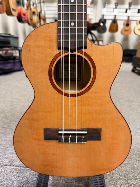 Lanikai FM-5CET Flamed Maple 5 String Tenor Ukulele w/Case - Cutaway/Fishman Pickup