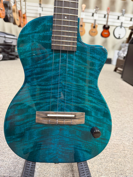 Pono TE-MDB Mango Deluxe Blue Tenor Electric Solid Body Ukulele w/Case