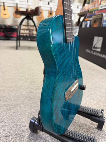 Pono TE-MDB Mango Deluxe Blue Tenor Electric Solid Body Ukulele w/Case