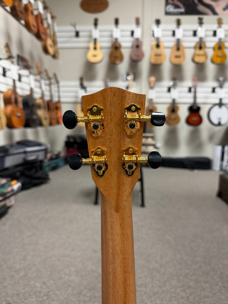 Pono TE-MDBK Mango Deluxe Black Tenor Electric Solid Body Ukulele w/Case