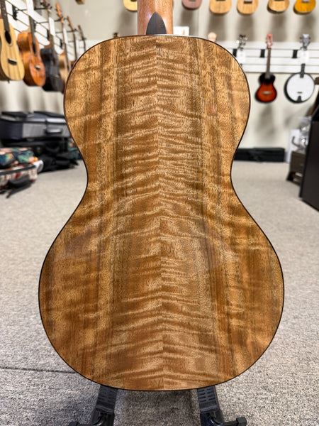 PONO ULN4-3 Nylon String Solid Mango Large Body Baritone Ukulele w/Case