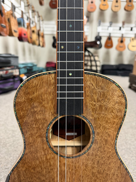 Makaio MSMB-20E Solid Spalted Mango Electric Baritone Ukulele w/Case #1 - Rosewood Comfort Armrest