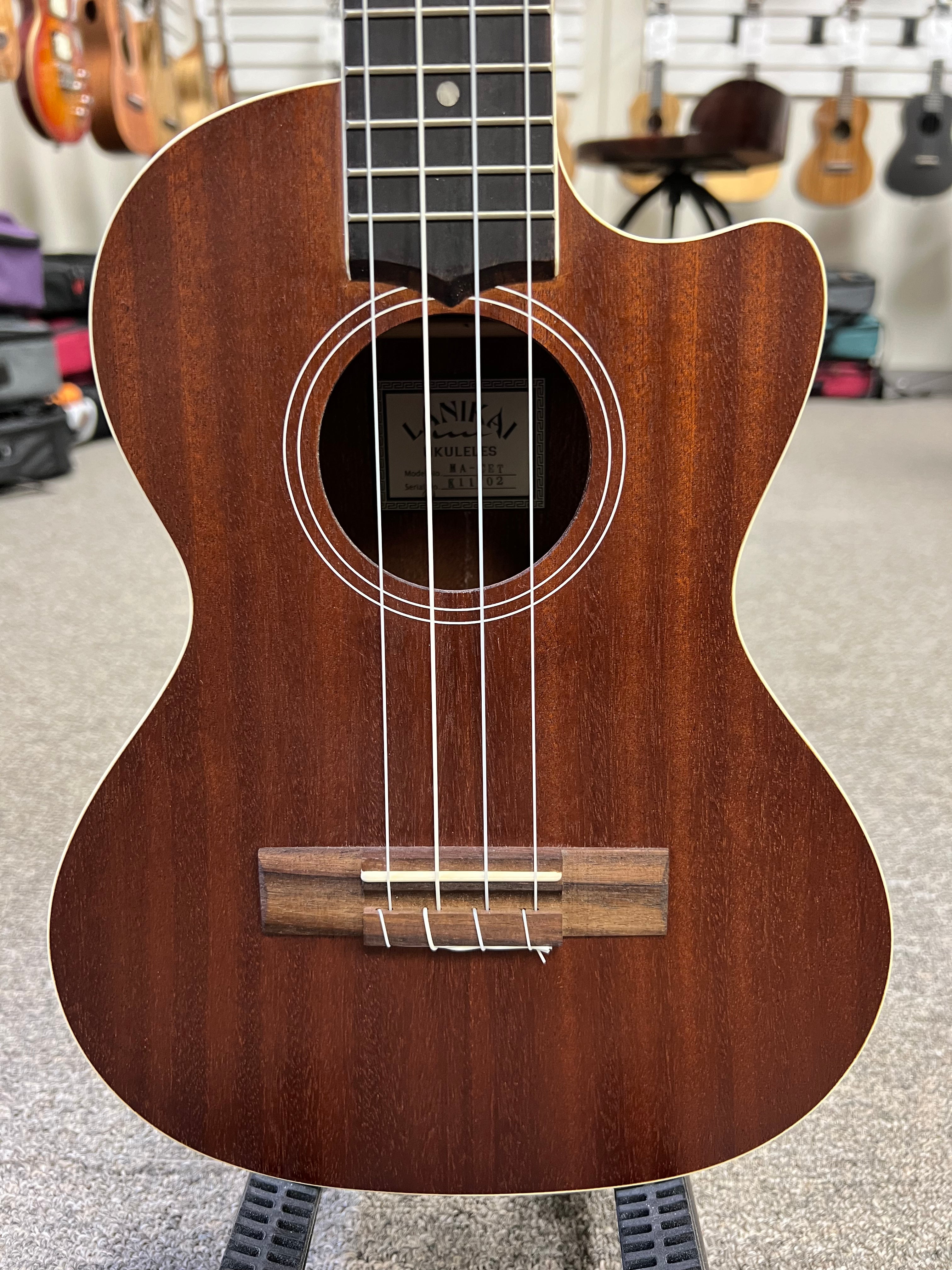 Lanikai mahogany 2024 tenor ukulele