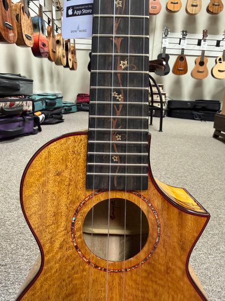 Enya EUC-MG6 Solid Mango Concert Ukulele w/Case