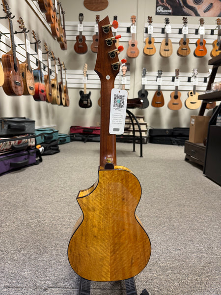 Enya EUC-MG6 Solid Mango Concert Ukulele w/Case