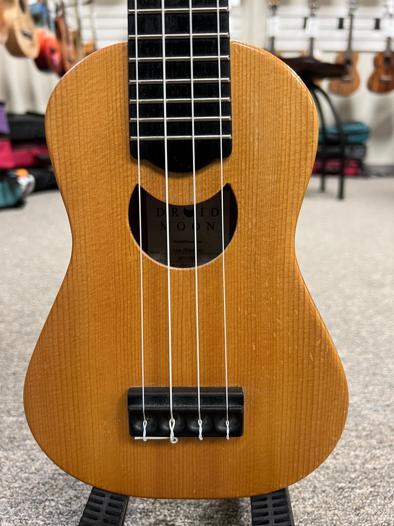 Folkcraft Druid Moon Solid Butternut/Black Walnut Concert Ukulele - Pre Loved