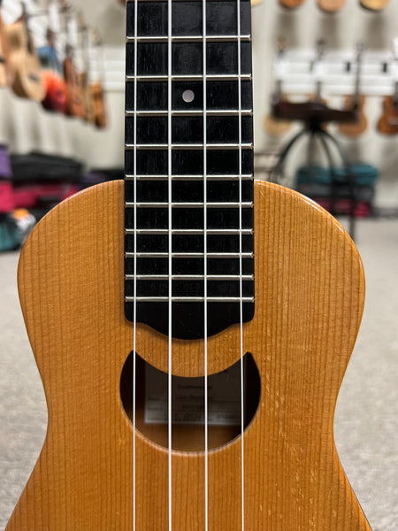 Folkcraft Druid Moon Solid Butternut/Black Walnut Concert Ukulele - Pre Loved