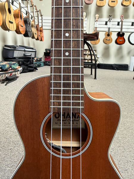 Ohana CK-20CE Solid Mahogany Top Electric Concert Ukulele
