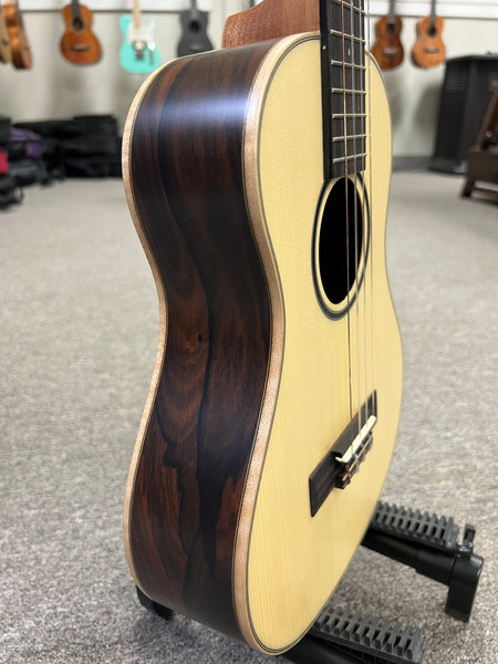 KALA KA-ASZCT-ST Solid Spruce/Ziricote Tenor XL Ukulele - Super Tenor