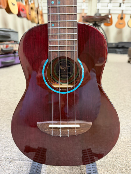 Flight TPP Solid Mahogany Iris Tinta Concert Ukulele w/Case - Transparent Purple