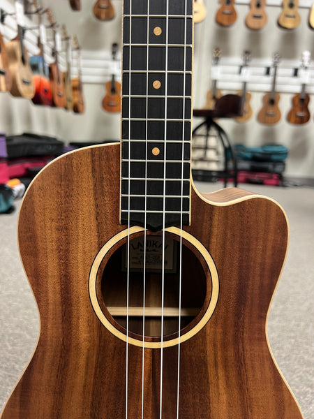 Lanikai ACST-CEB Acacia Electric Baritone Ukulele w/Case - Solid Top - Cutaway/Fishman Pickup