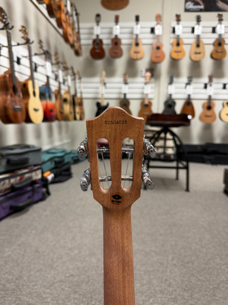 Flight Solid Mahogany Iris Tinta Concert Ukulele w/Case - Natural