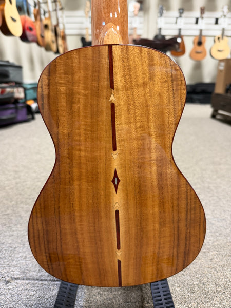 SNAIL S-60C Solid Acacia Concert Ukulele w/Case #1 - Comfort Armrest