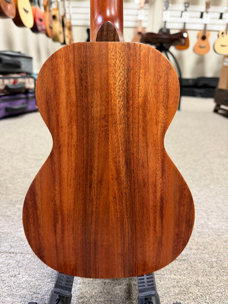 Kamaka HF-2i Solid Koa Concert Ukulele w/Slotted Headstock and Case - Made in Hawaii !!