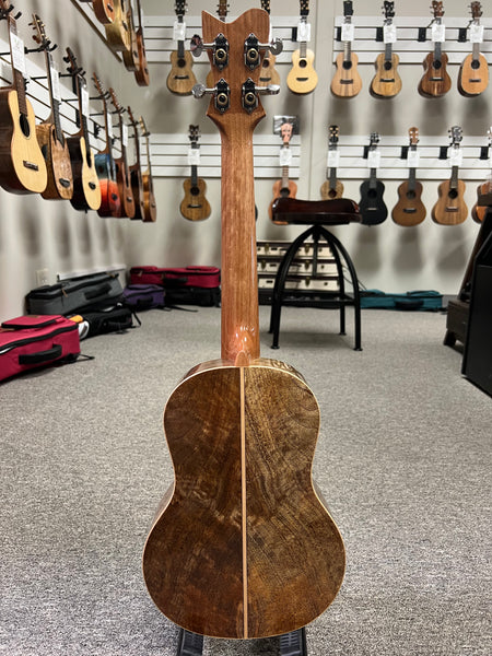 Makaio MSMT-20E Solid Spalted Mango Tenor Ukulele w/Case #1 - Rosewood Comfort Armrest