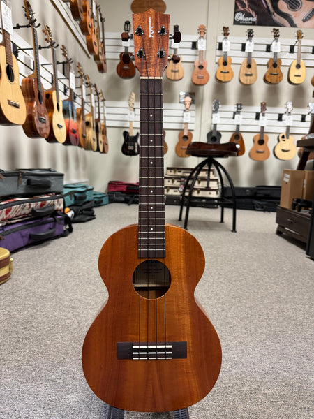 Kamaka HF-3 Solid Koa Tenor Ukulele w/Case - Made in Hawaii !!