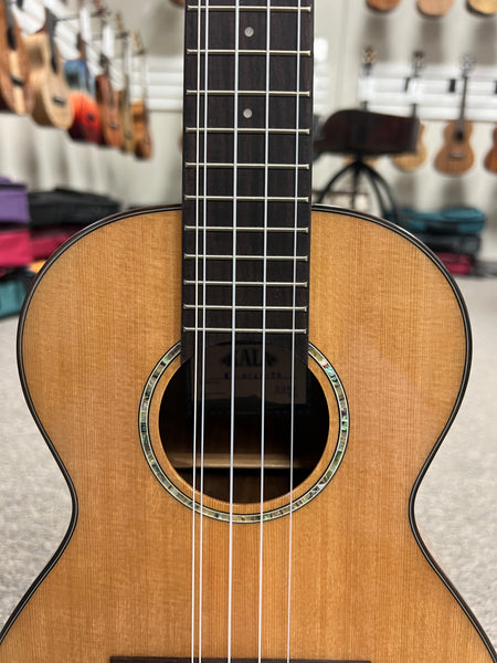 KALA KA-SCAC-T5 Five String Tenor Ukulele - Solid Cedar/Acacia