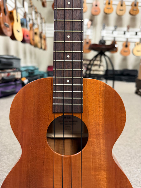 Kamaka HF-3 Solid Koa Tenor Ukulele w/Case - Made in Hawaii !!