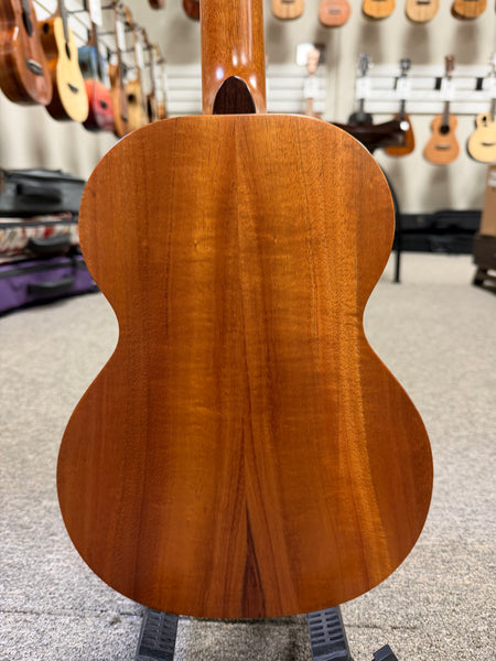 Kamaka HF-3 Solid Koa Tenor Ukulele w/Case - Made in Hawaii !!