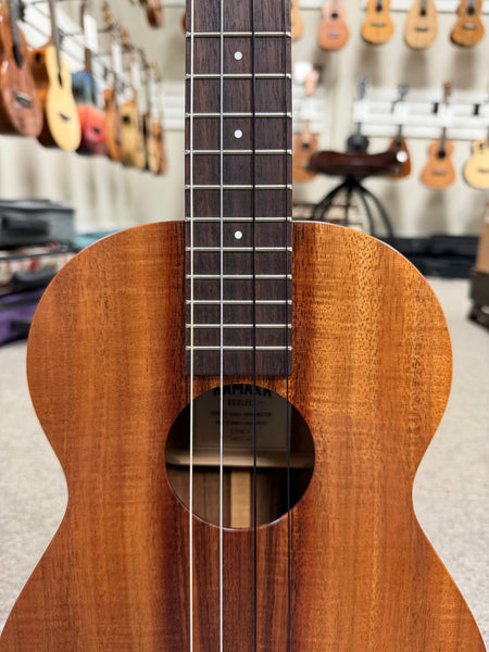 Kamaka HF-4 Solid Koa Baritone Ukulele w/Case - Made in Hawaii !!