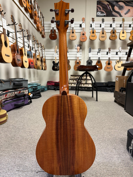 Kamaka HF-4 Solid Koa Baritone Ukulele w/Case - Made in Hawaii !!