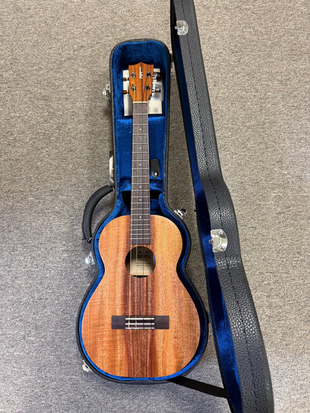 Kamaka HF-4 Solid Koa Baritone Ukulele w/Case - Made in Hawaii !!