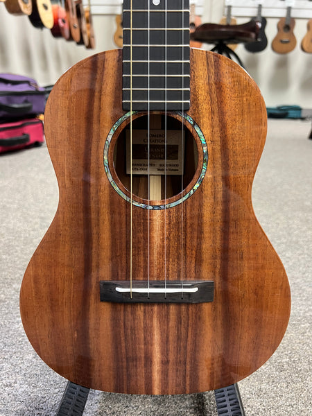 Romero Creations Solid Koa Grand Tenor Ukulele w/Case - RC-GT-K