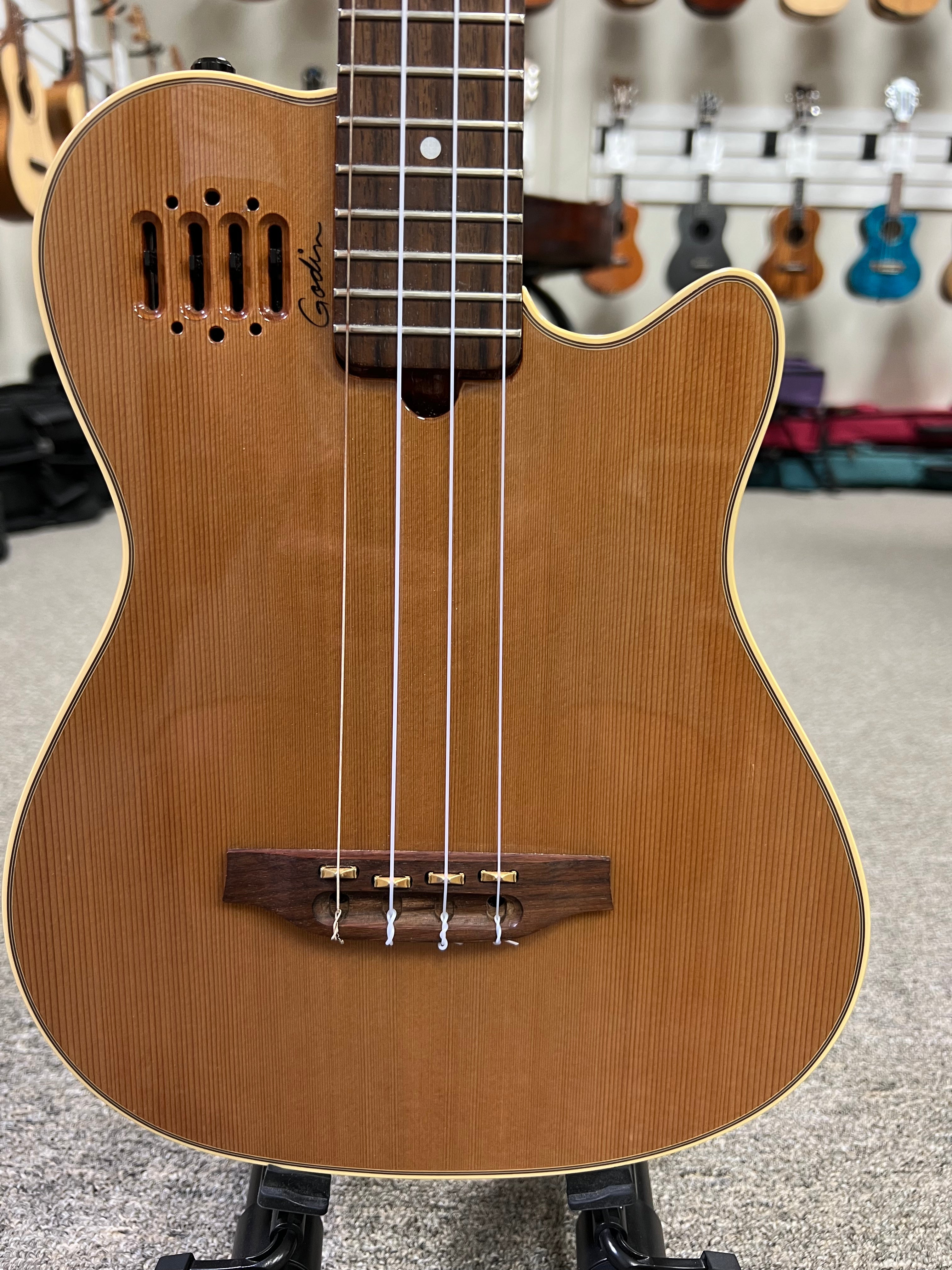 Godin ukulele shop