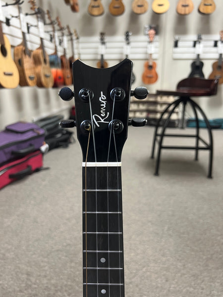 Romero Creations Solid Spruce/Pau Ferro Vibrante Grand Tenor Ukulele w/Case - GT-V-SP