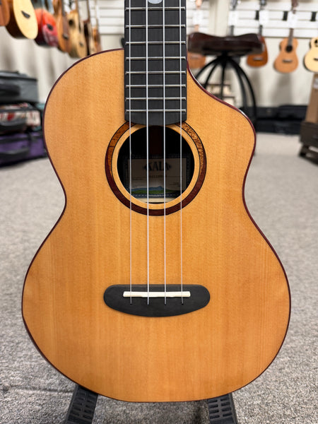 KALA KA-CT-SSRW-TG Solid Spruce/Rosewood Tenor Ukulele w/Case - Contour Series