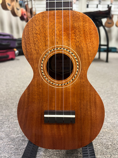 KALA KA-F8 Pan Pacific Solid Koa Figure 8 Soprano Ukulele w/Case