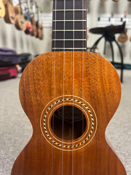 KALA KA-F8 Pan Pacific Solid Koa Figure 8 Soprano Ukulele w/Case
