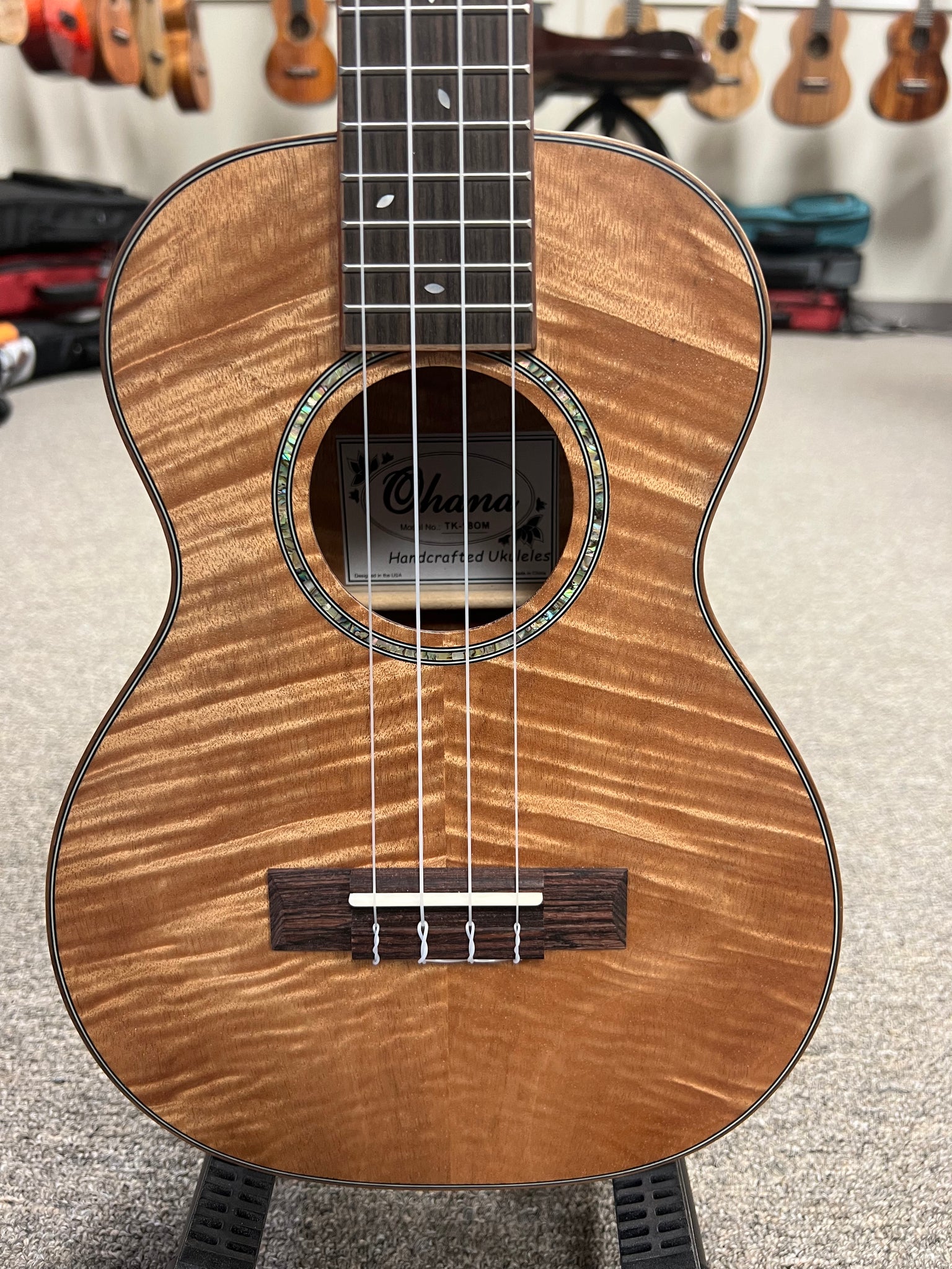 OHANA TK-18OM  Okume Tenor Ukulele